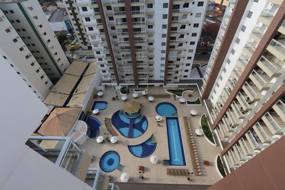Casa Da Madeira Appartamento Caldas Novas Esterno foto